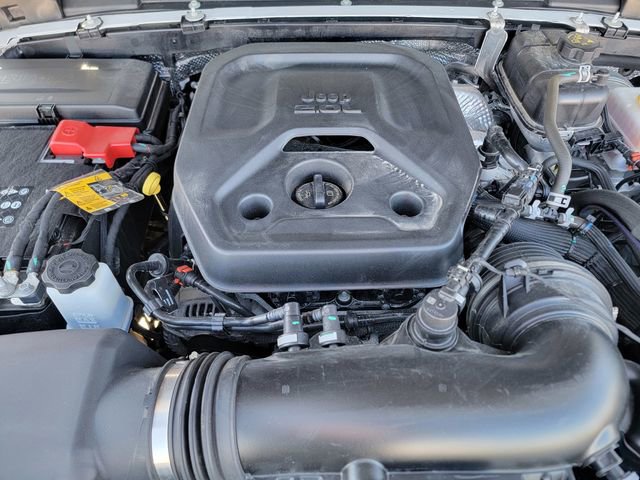 Certified 2025 Jeep Wrangler Sport image 40