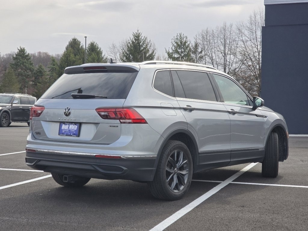 Used 2023 Volkswagen Tiguan SE image 12