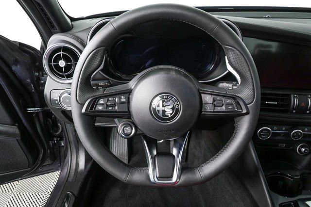 New 2026 Alfa Romeo Giulia image 9