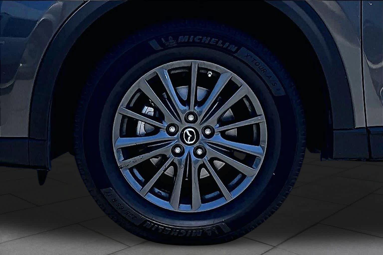 Used 2019 MAZDA CX-5 Touring FWD image 10