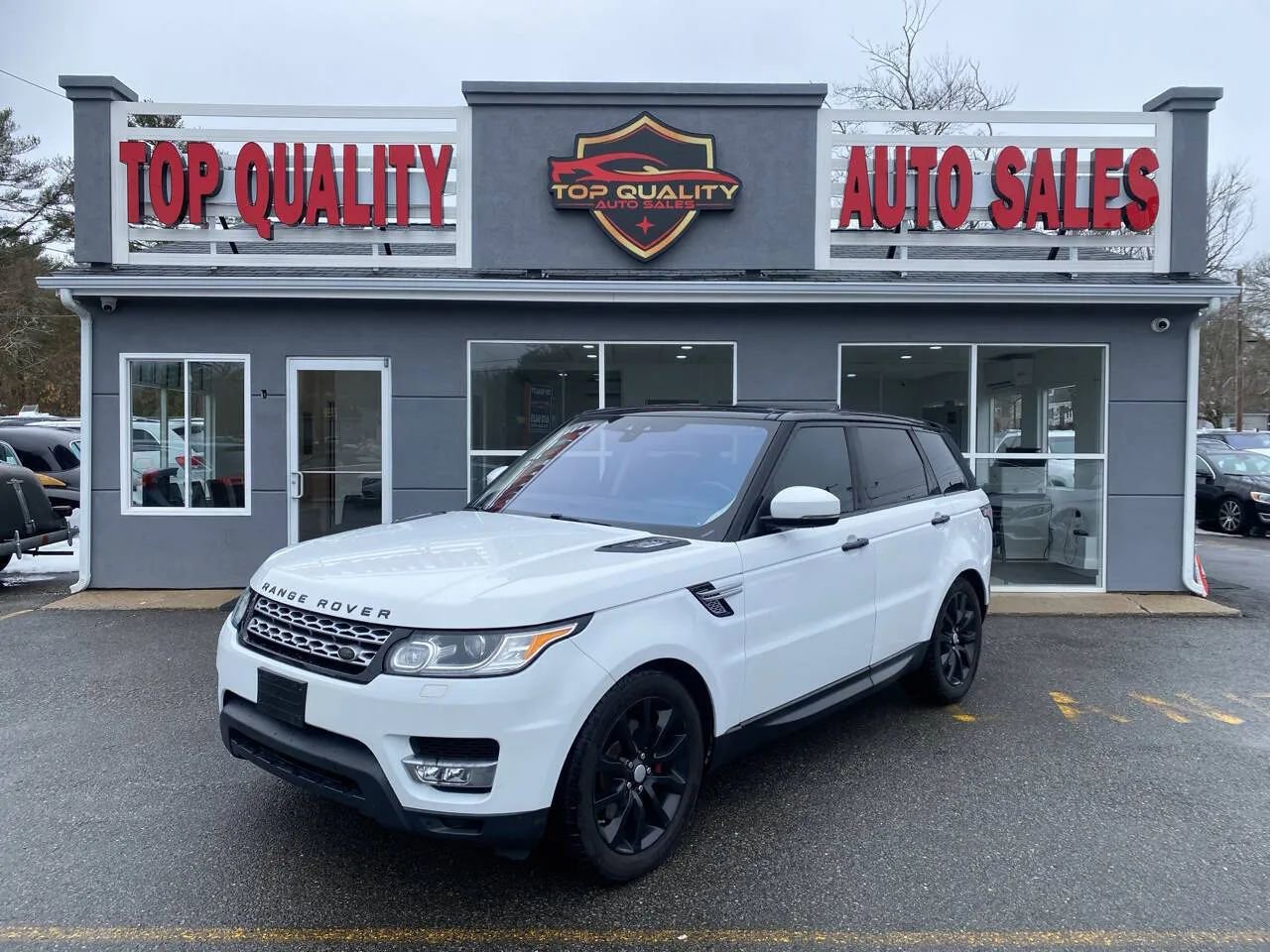 Used 2017 Land Rover Range Rover Sport HSE AWD/4WD image 1