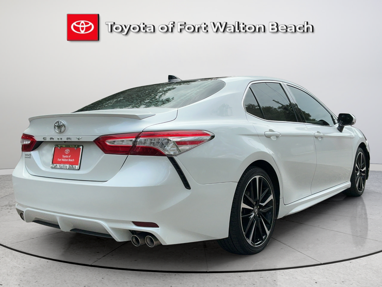 Used 2020 Toyota Camry XSE FWD image 6
