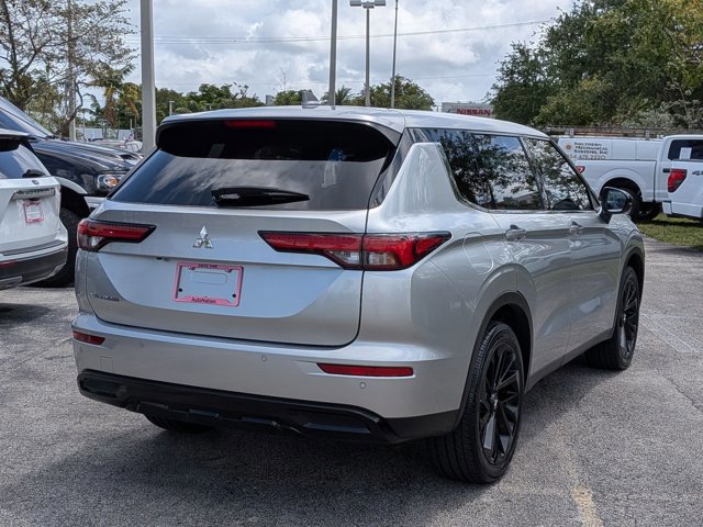 Used 2022 Mitsubishi Outlander SEL Black Edition FWD image 20