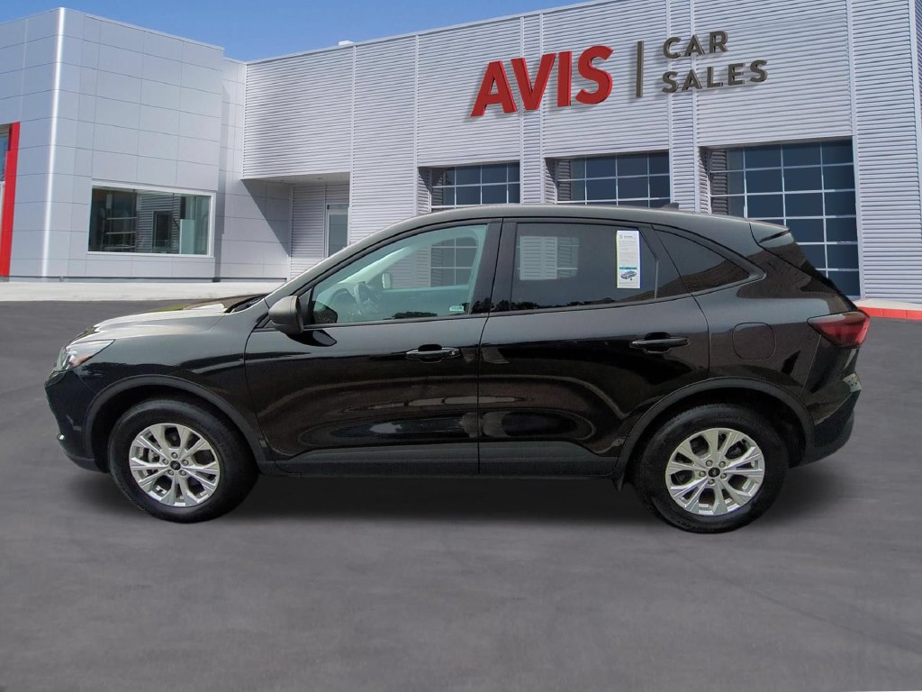 Used 2025 Ford Escape Active AWD/4WD image 10