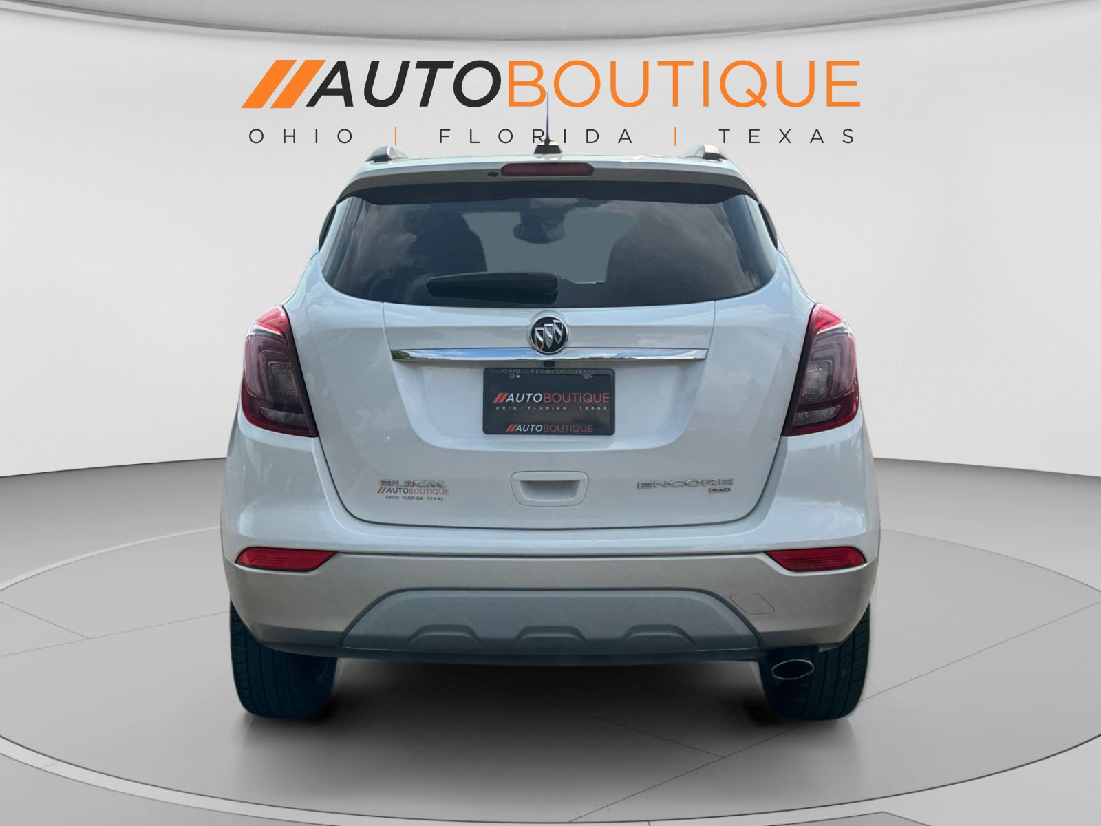 Used 2018 Buick Encore Essence AWD/4WD image 4