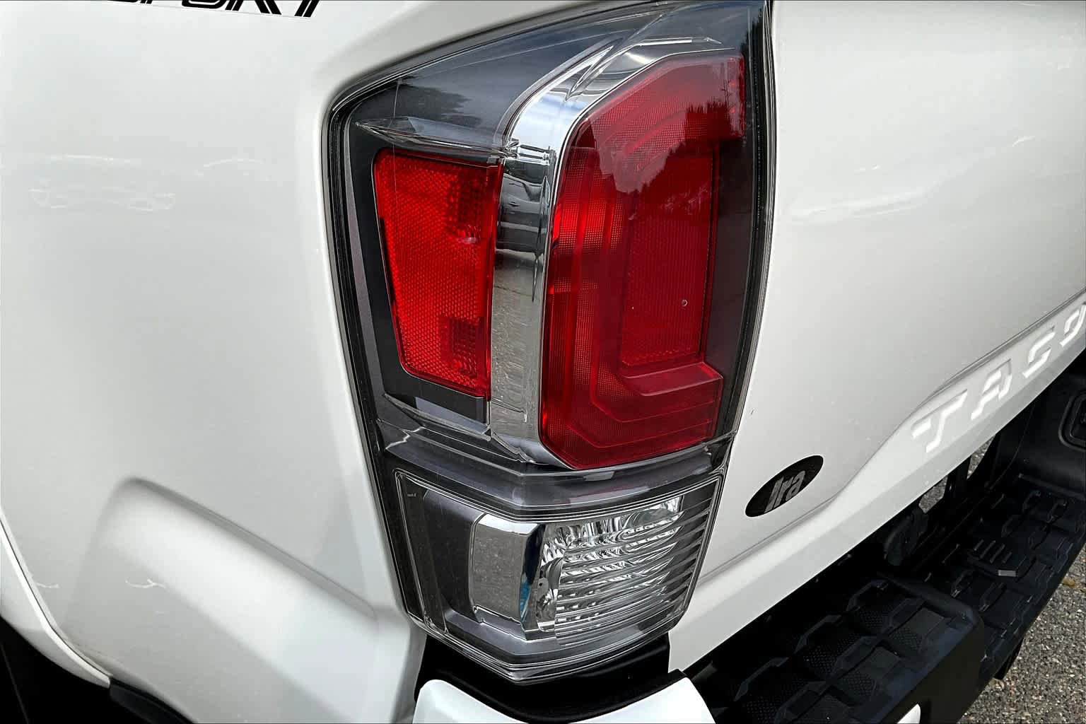 Certified 2021 Toyota Tacoma TRD Sport AWD/4WD image 26