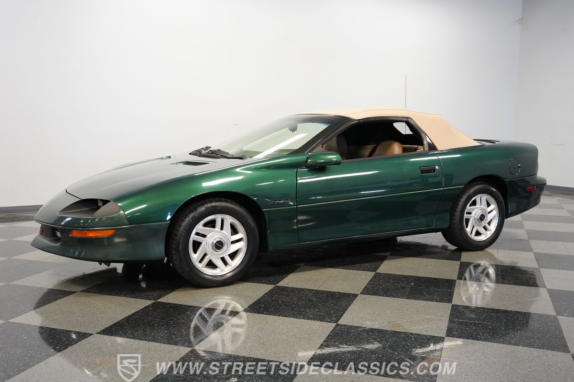 Used 1995 Chevrolet Camaro Z28 RWD image 7