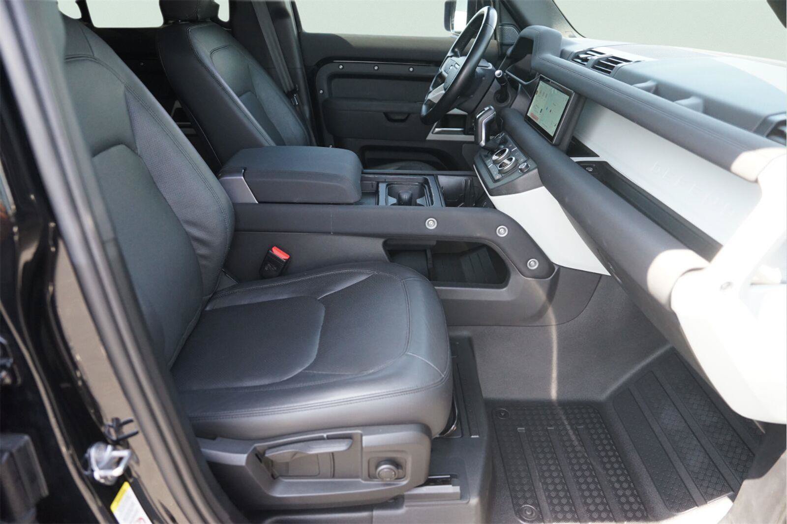 Used 2023 Land Rover Defender 110 S AWD/4WD image 19