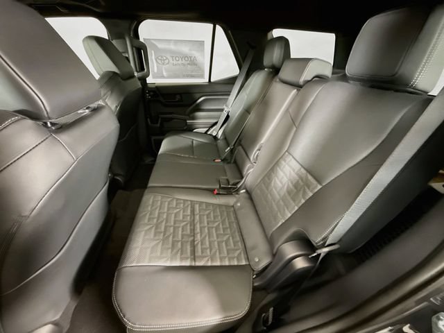 New 2026 Toyota 4Runner TRD Off-Road Premium AWD/4WD image 25