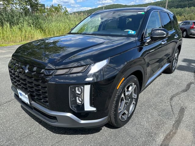 Used 2024 Hyundai Palisade Limited image 1