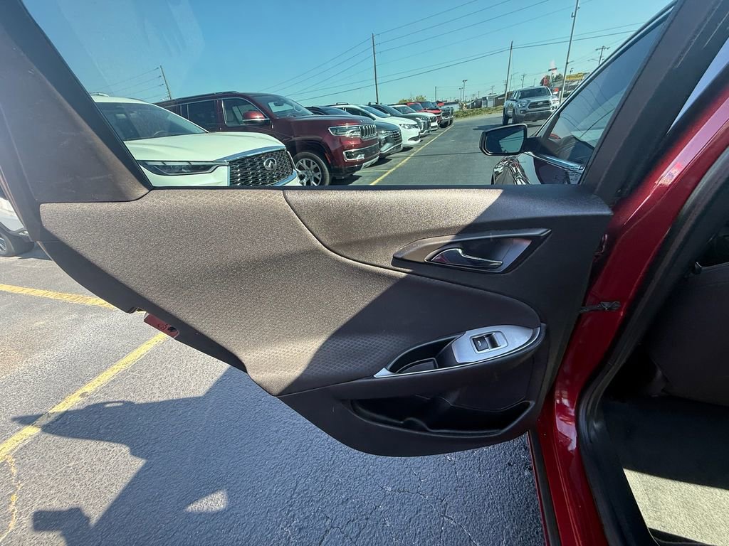 Used 2019 Chevrolet Malibu RS FWD image 18