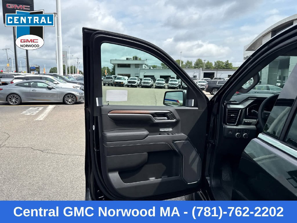 New 2026 GMC Sierra 1500 Denali w/ Denali Reserve Package AWD/4WD image 12