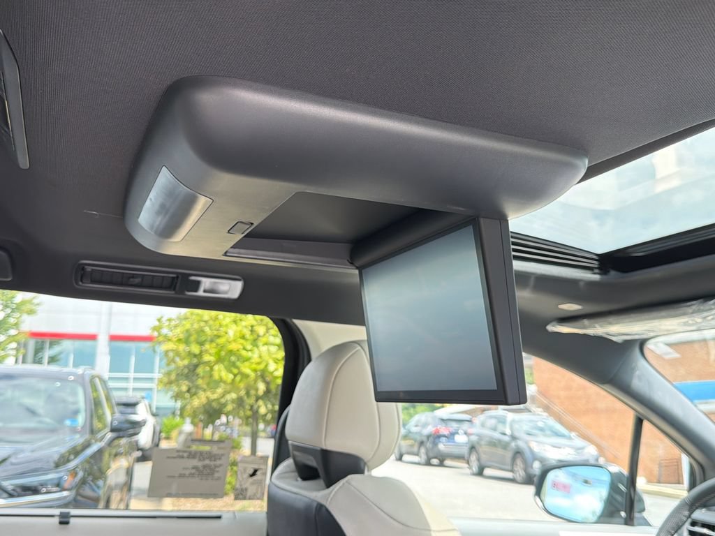 New 2026 Toyota Sienna Limited AWD/4WD image 18