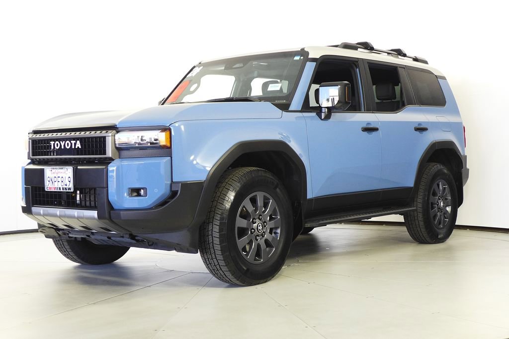 Used 2024 Toyota Land Cruiser image 2