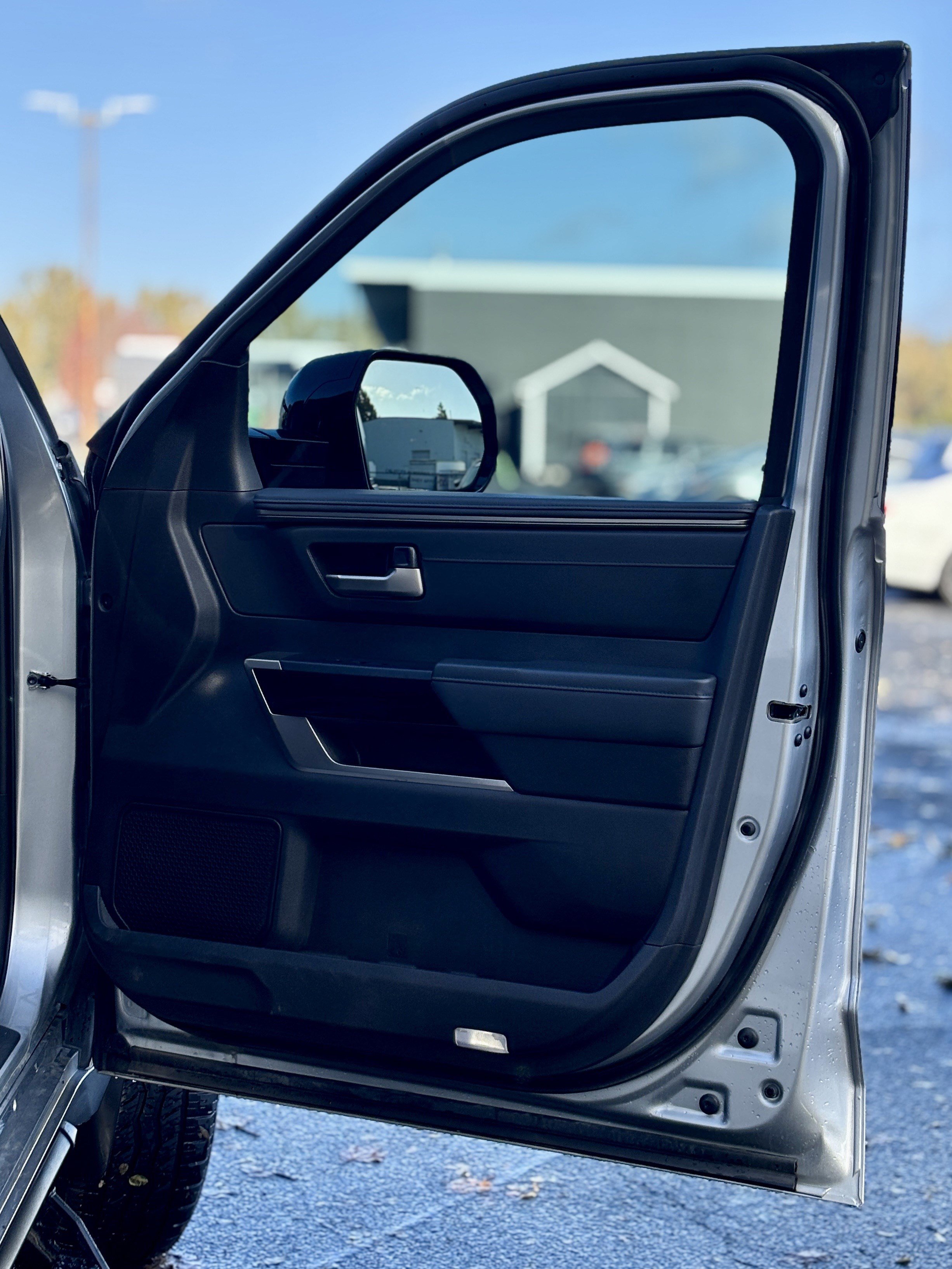 Used 2024 Toyota Tundra Limited image 11