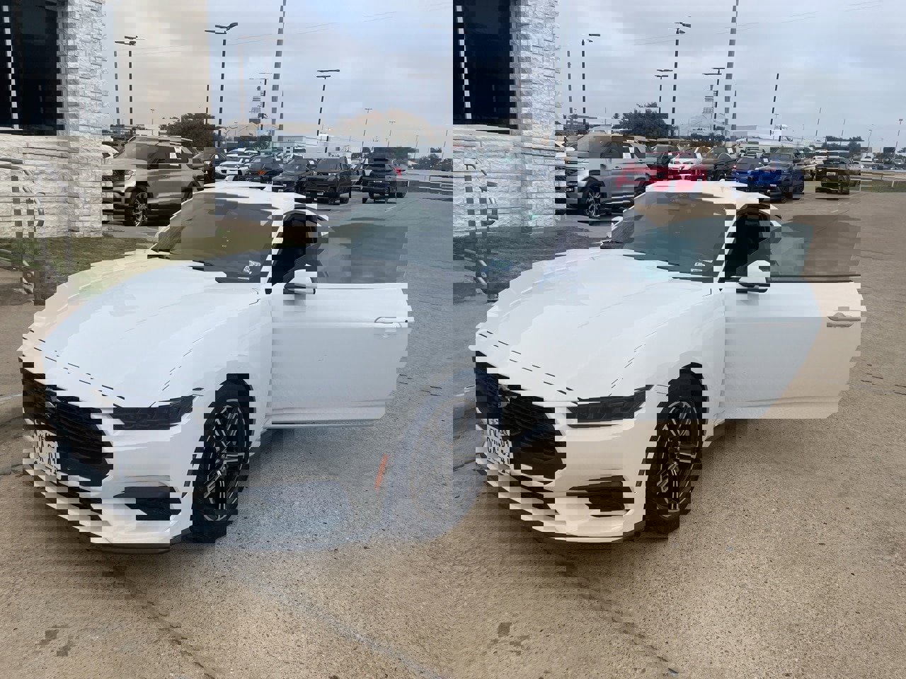 Used 2025 Ford Mustang Coupe