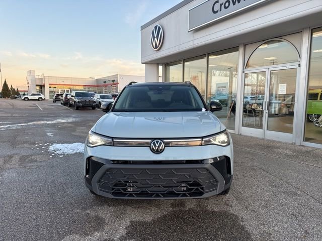 New 2026 Volkswagen Taos SE AWD/4WD image 3