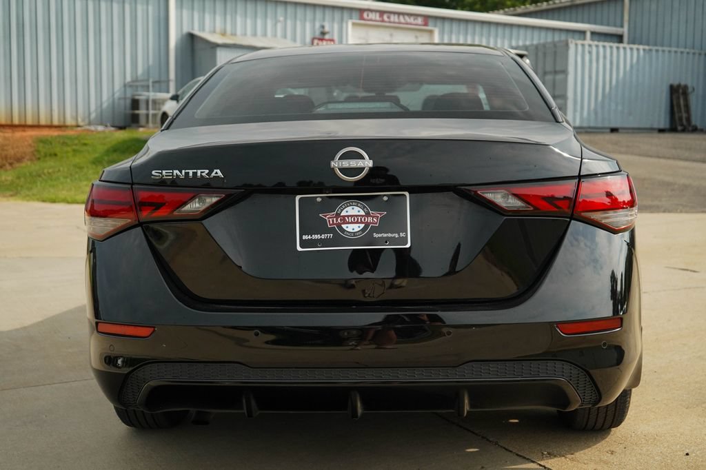 Used 2025 Nissan Sentra S w/ Lighting Package FWD image 19