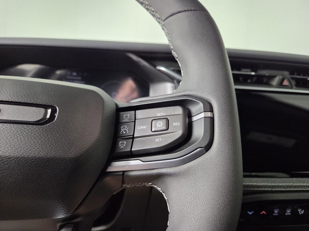 New 2026 Jeep Cherokee Laredo AWD/4WD image 17