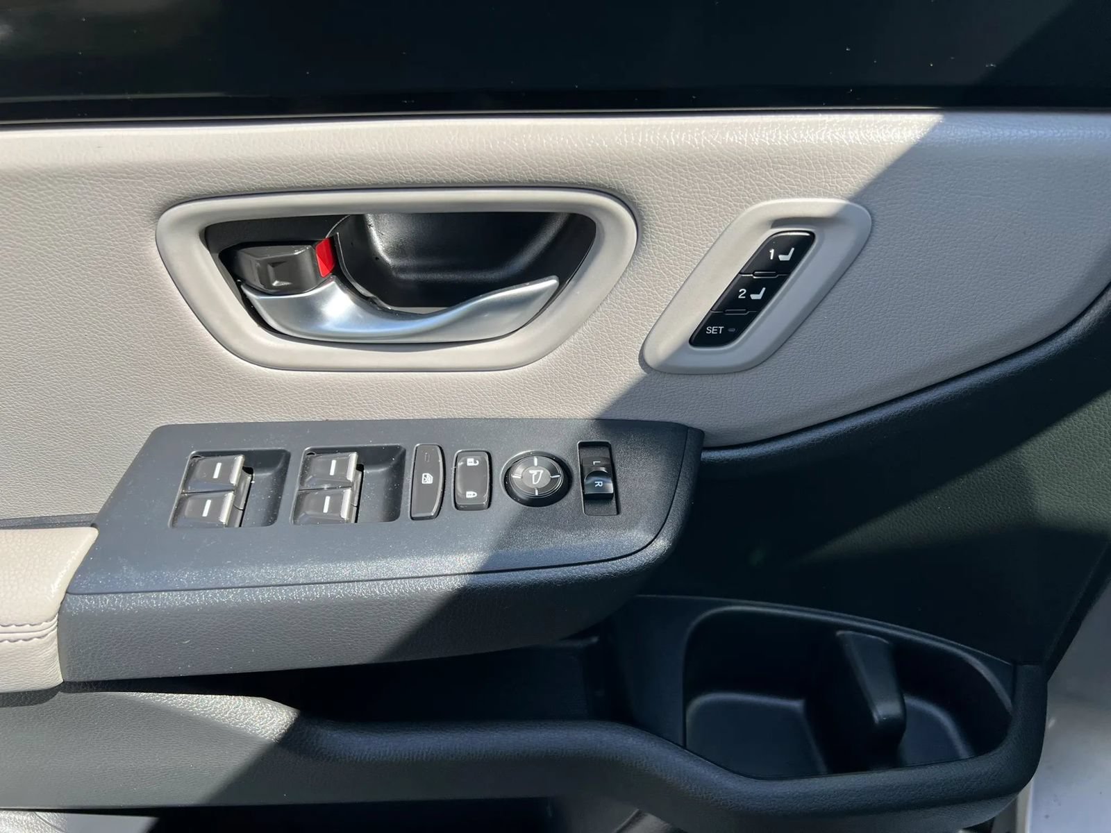 Used 2025 Honda Pilot EX-L image 15