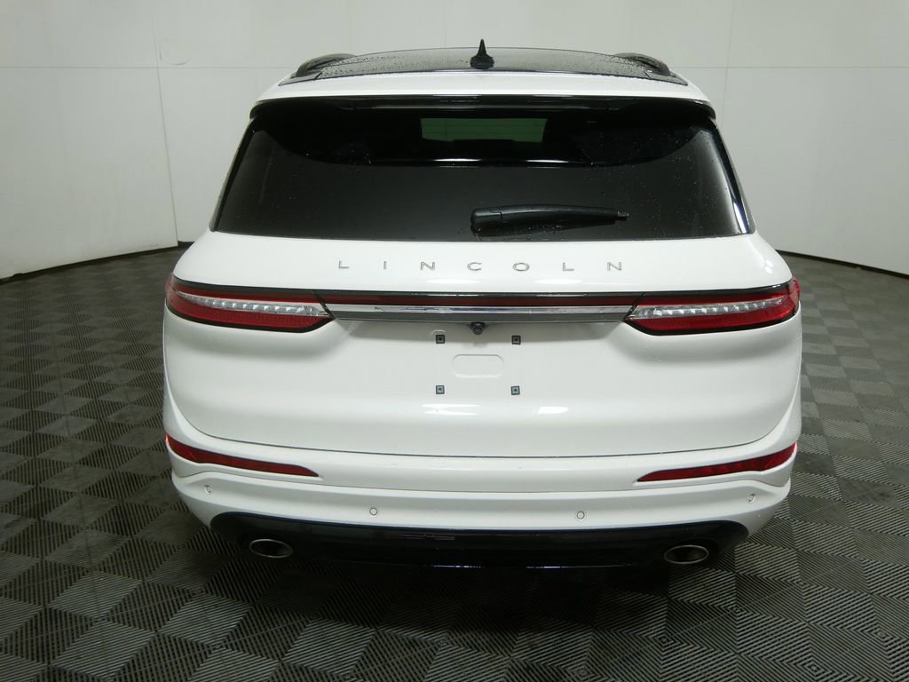 Used 2025 Lincoln Corsair Grand Touring w/ Equipment Group 301A image 4