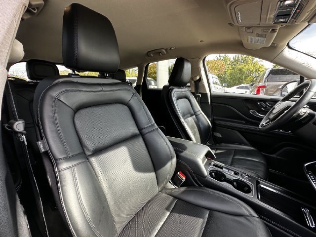 Certified 2023 Lincoln Corsair AWD w/ Equipment Group 101A image 35