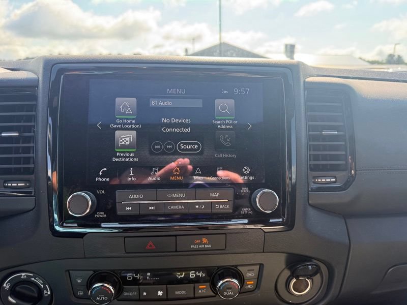 Used 2022 Nissan Frontier PRO-4X w/ Pro-4X Premium Package AWD/4WD image 11