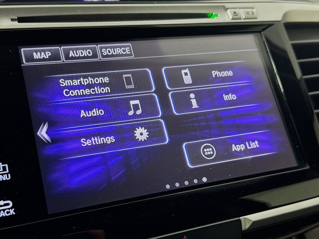 Used 2017 Honda Accord Touring image 18