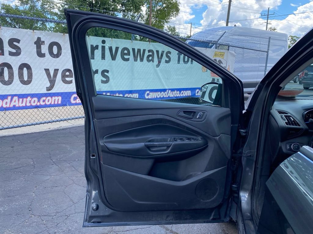 Used 2015 Ford Escape S FWD image 12