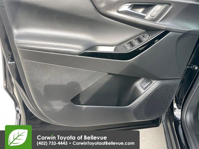 Used 2026 Chevrolet Equinox LT w/ Convenience Package II image 10