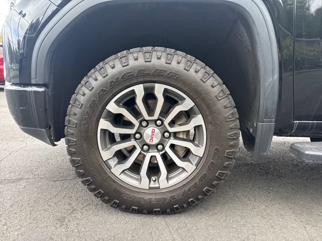 Used 2021 GMC Sierra 1500 AT4 w/ Driver Alert Package II AWD/4WD image 27