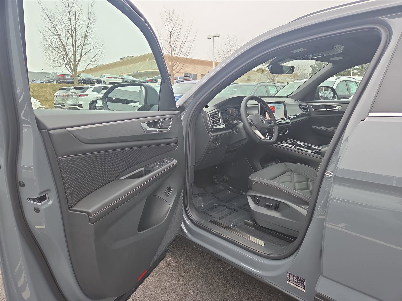 New 2026 Volkswagen Atlas Cross Sport SE image 11