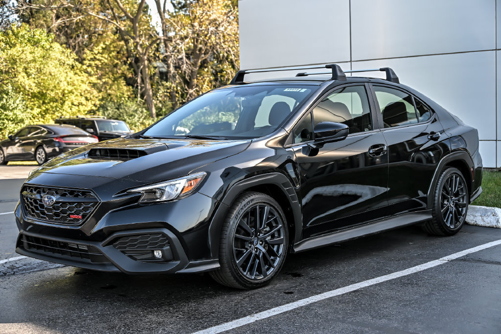 Used 2025 Subaru WRX Premium AWD/4WD image 5