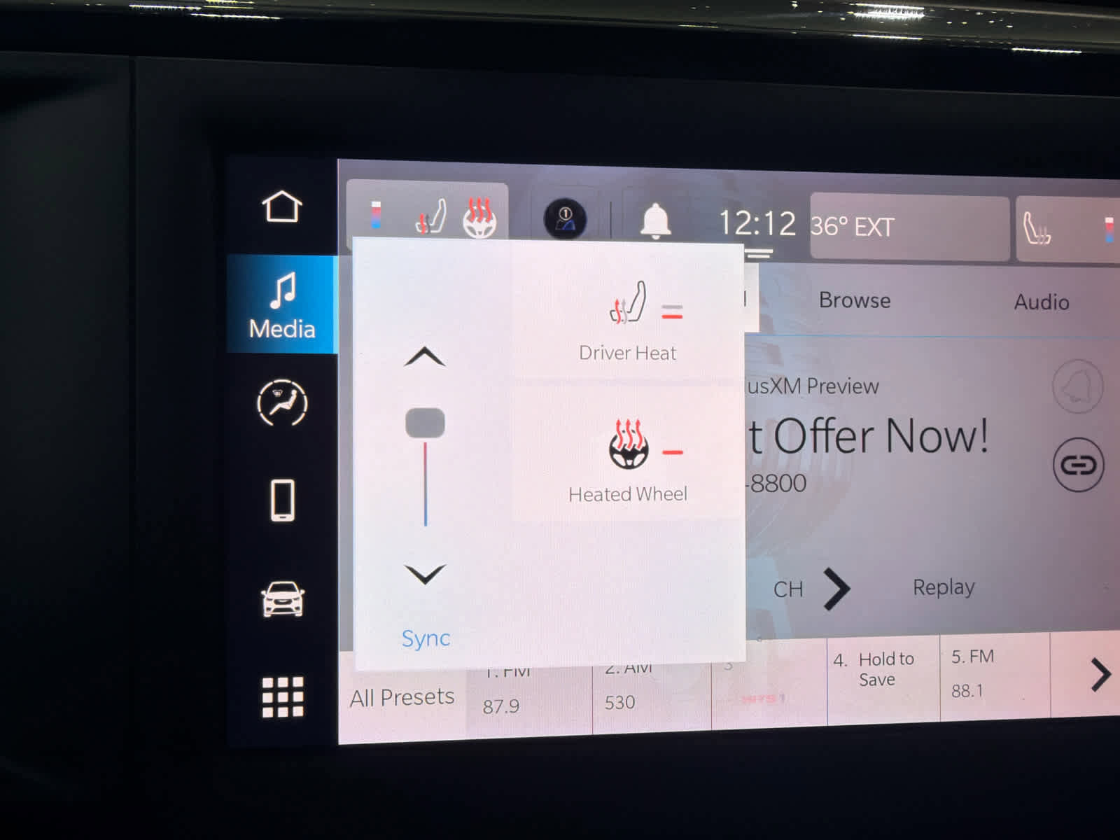 Used 2023 Chrysler Voyager LX FWD image 25