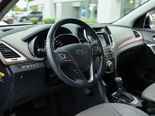 Used 2019 Hyundai Santa Fe XL SE w/ SE Premium Package 02 FWD image 18