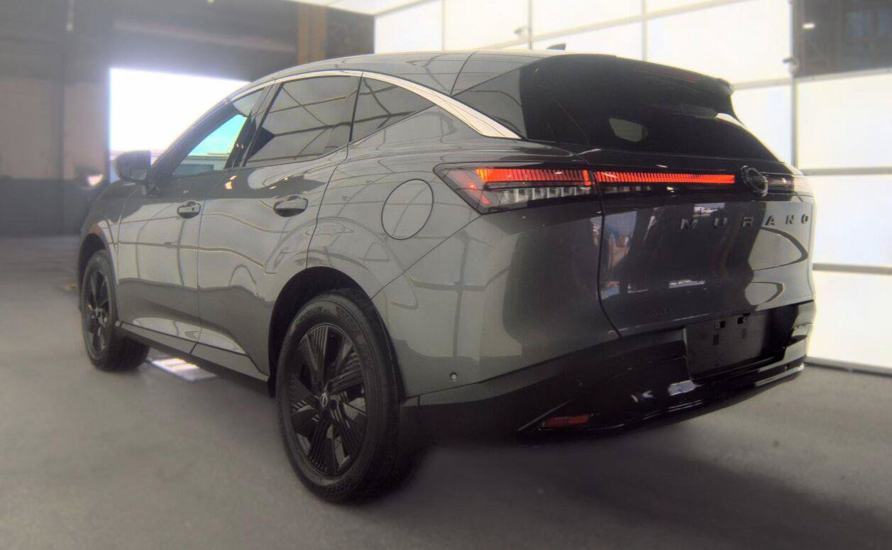 Used 2025 Nissan Murano SV w/ Cargo Package AWD/4WD image 14