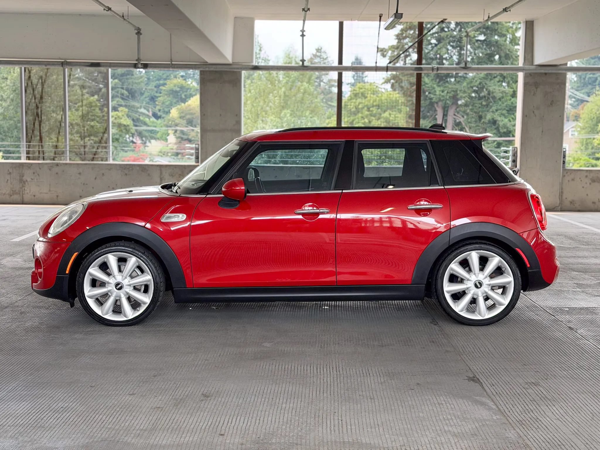 Used 2015 MINI Cooper S FWD image 8