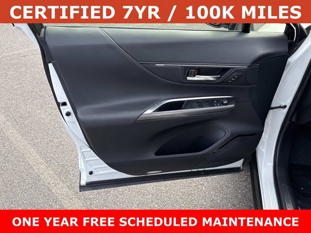 Used 2021 Toyota Venza Limited AWD/4WD image 13