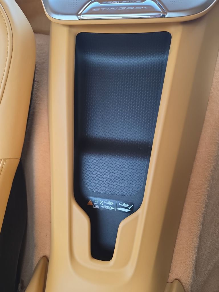 Used 2022 Chevrolet Corvette Stingray Premium Conv w/ Z51 Performance Package image 21