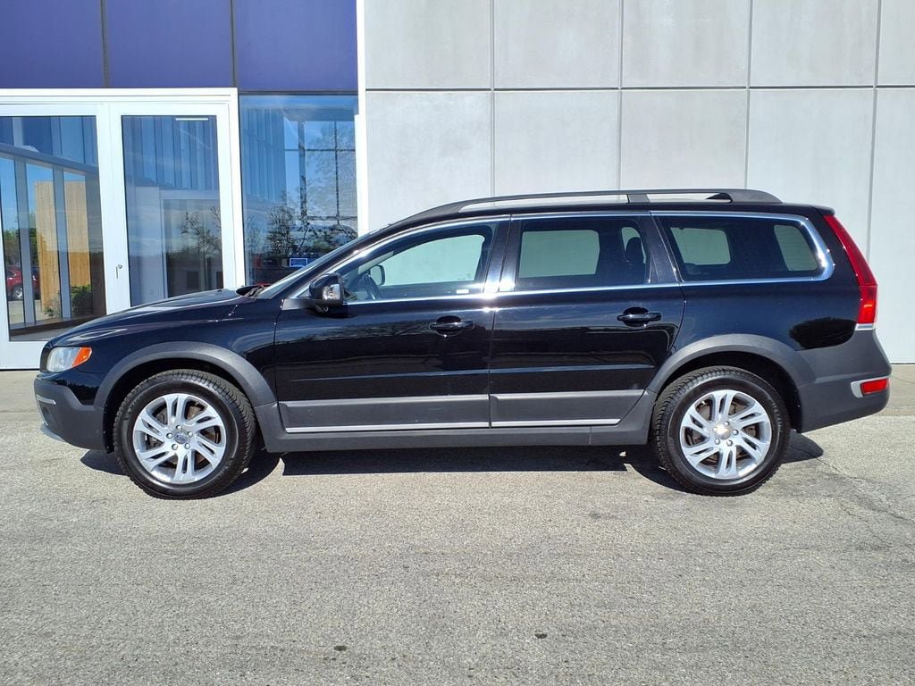 Used 2015 Volvo XC70 T5 Premier FWD image 3