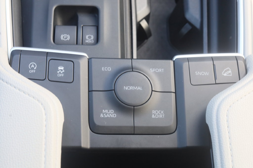 Used 2026 Toyota Grand Highlander AWD image 28