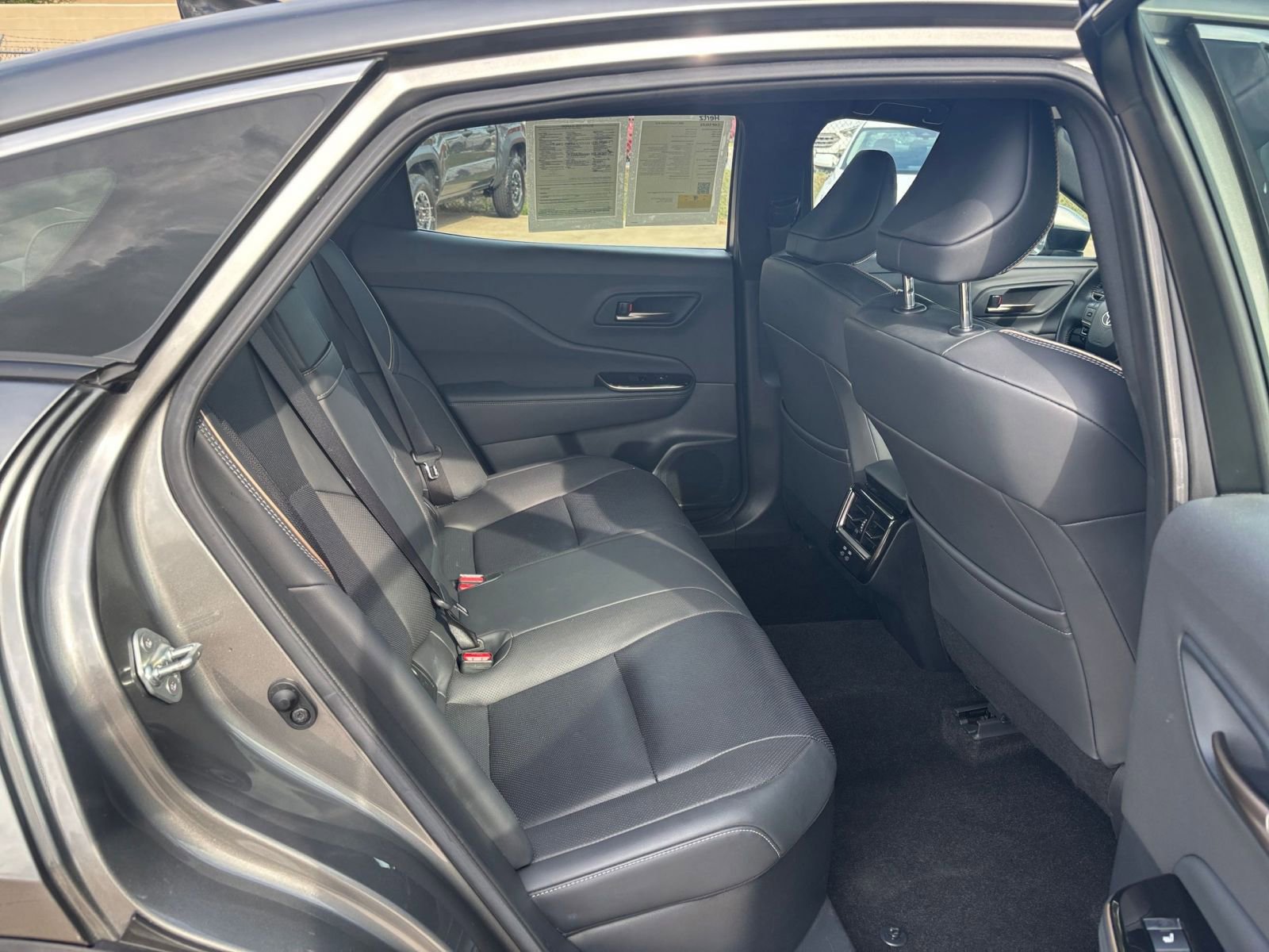 Used 2025 Toyota Crown XLE AWD/4WD image 62