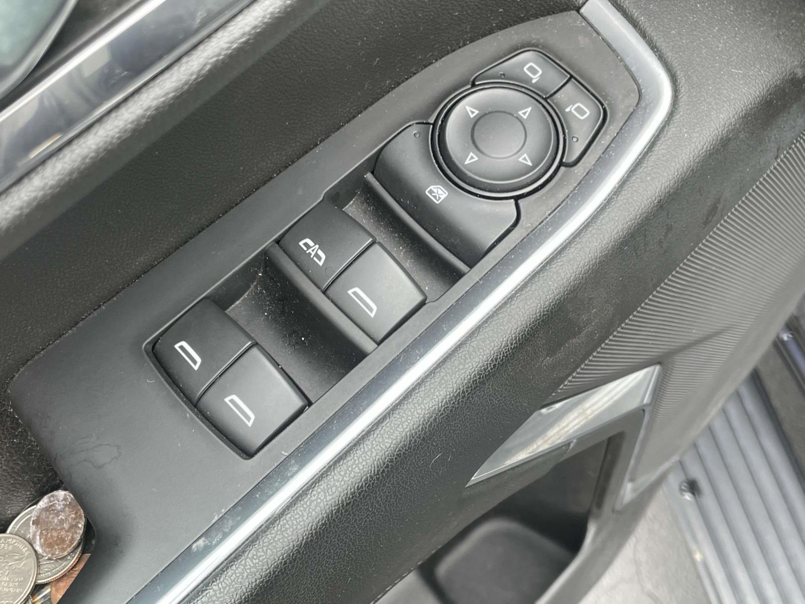 Used 2023 Chevrolet Silverado 1500 LT Trail Boss w/ LPO, Dark Essentials Package AWD/4WD image 17