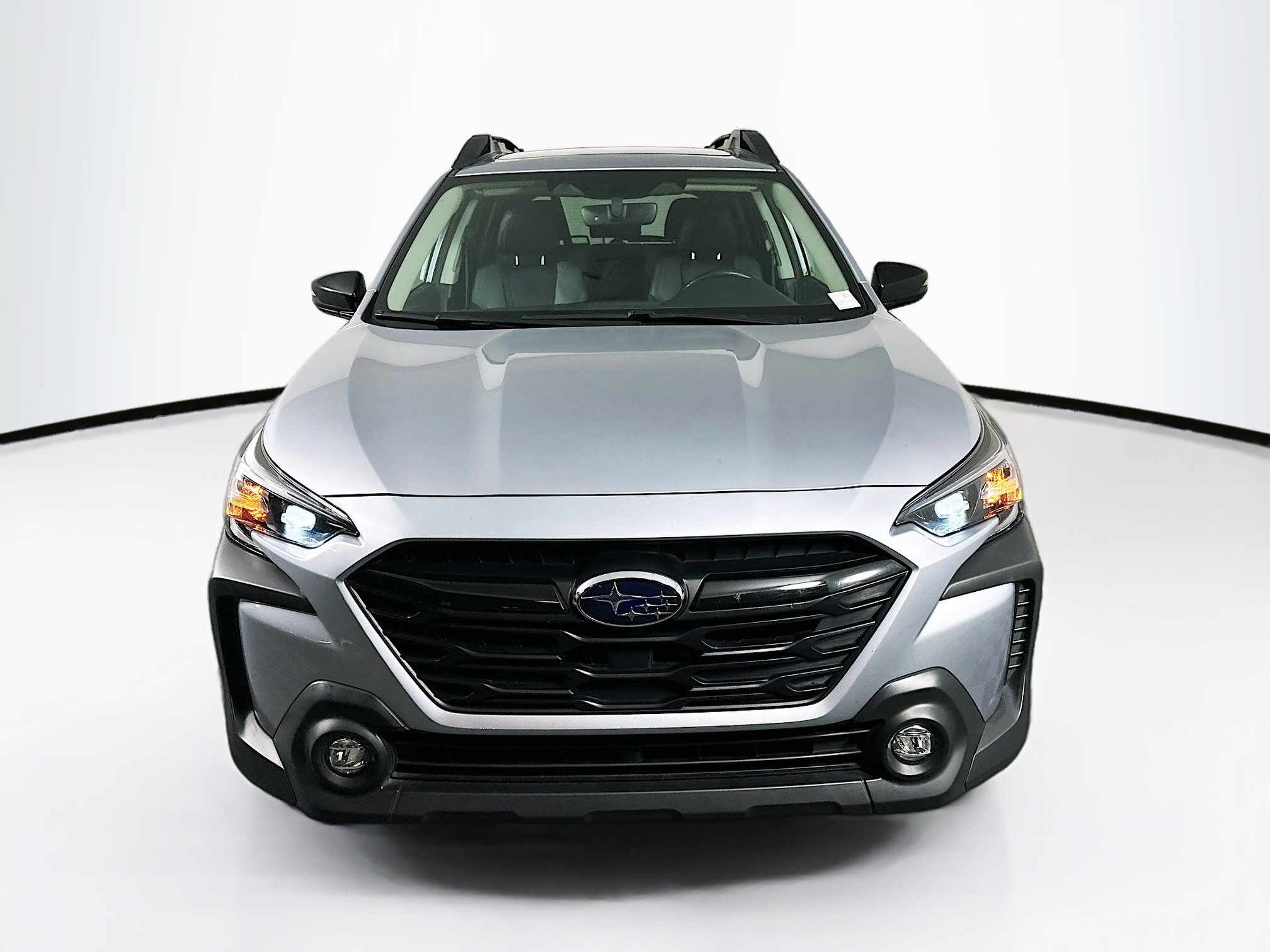 Used 2025 Subaru Outback Onyx Edition AWD/4WD image 2