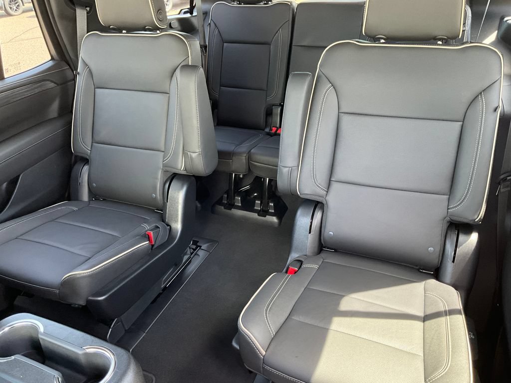 Used 2022 GMC Yukon SLT w/ SLT Premium Package AWD/4WD image 24