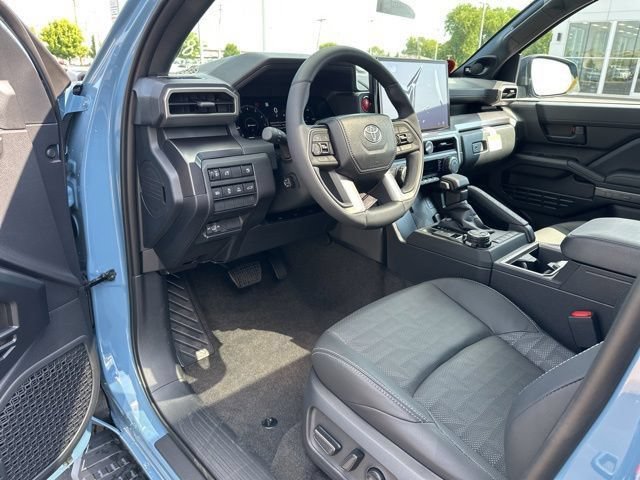 New 2026 Toyota 4Runner TRD Off-Road Premium w/ Tow Technology Package AWD/4WD image 24