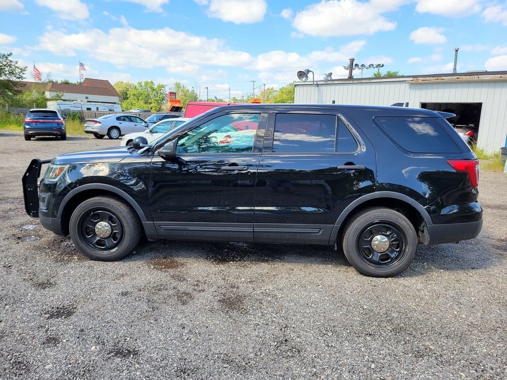 Used 2016 Ford Explorer 4WD Police Interceptor w/ 2-tone Vinyl Package #1 image 2