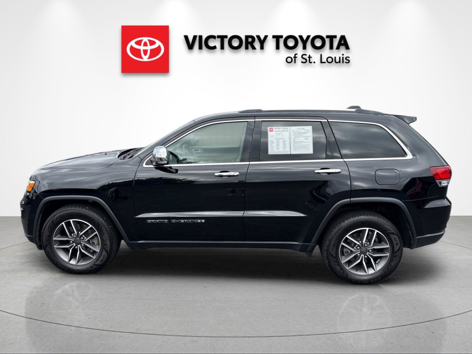Used 2021 Jeep Grand Cherokee Limited AWD/4WD image 6