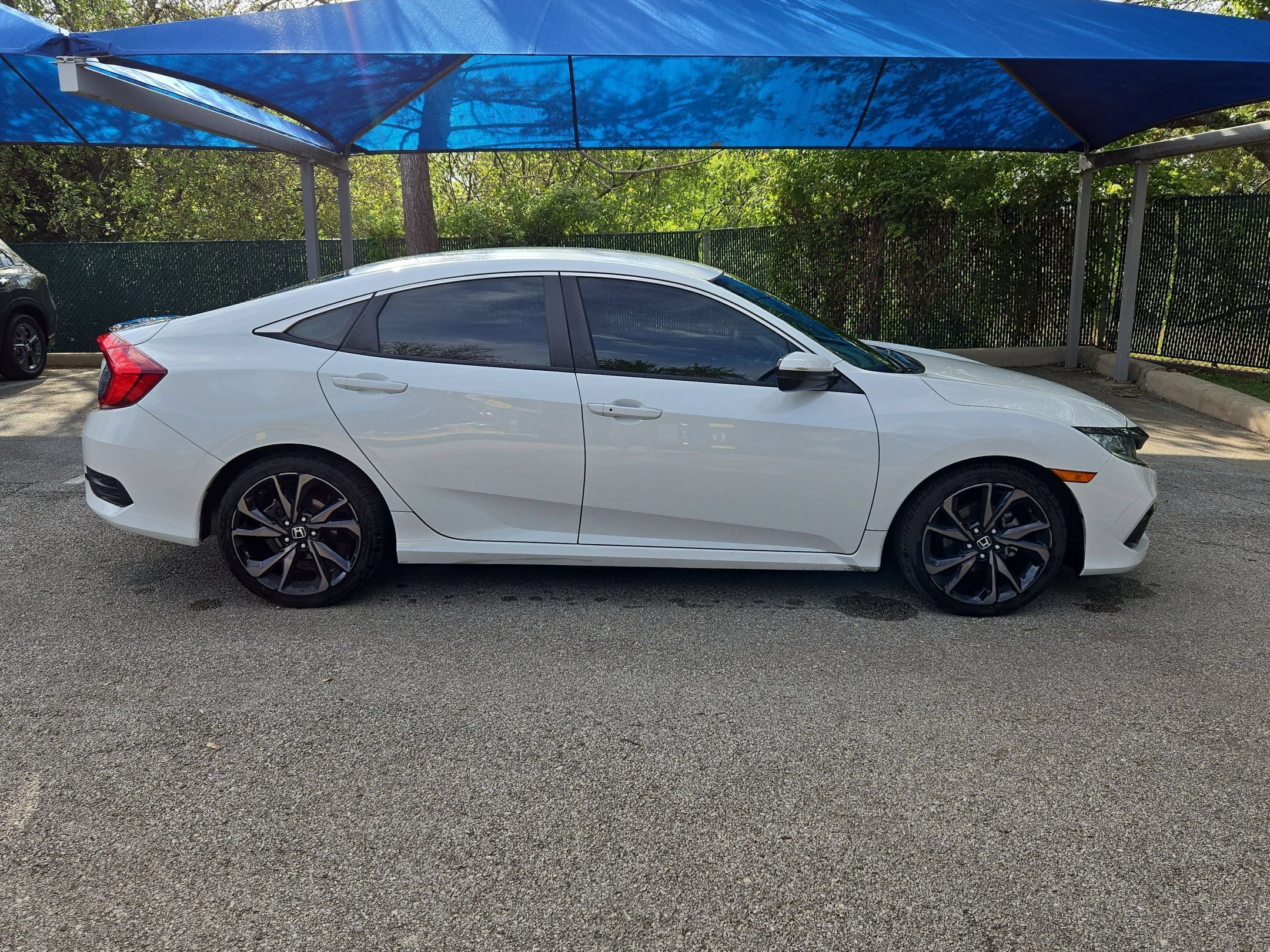 Used 2020 Honda Civic Sport image 2