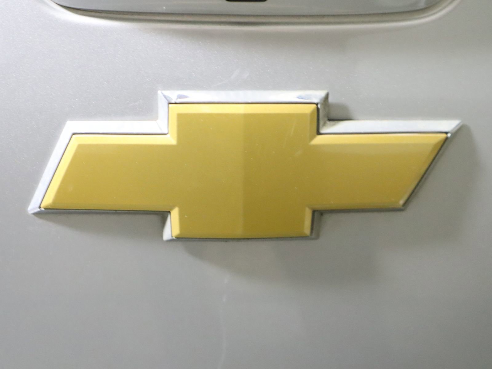 Used 2013 Chevrolet Avalanche LTZ image 8